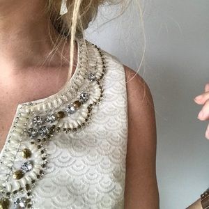 Sleeveless blouse
